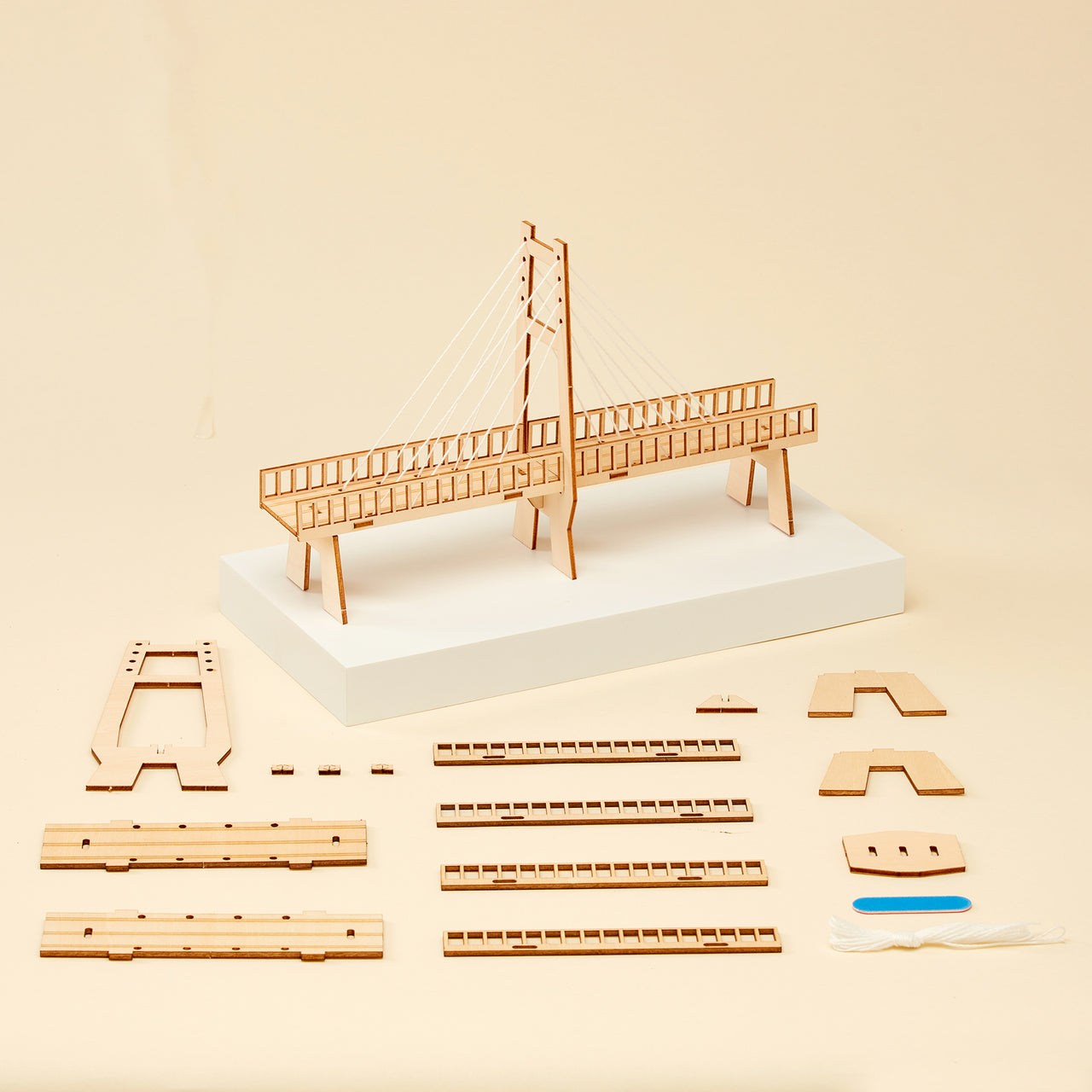 Kit de bricolage pour pont à haubans CreateKit